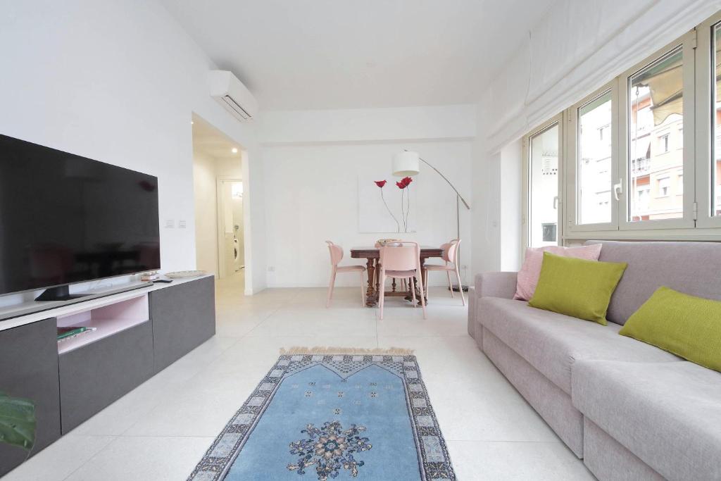 Welcome in Vatican vista apartment with Balcony
