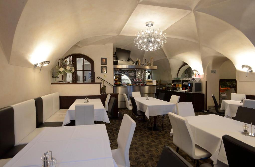 Restaurace v ubytování Hotel Grand