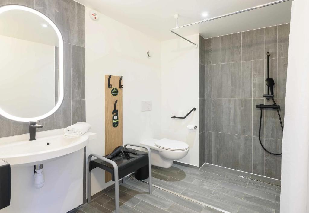 B&B HOTEL Toulouse Université 3 étoiles - Chambre Double - Accès Personnes Handicapées