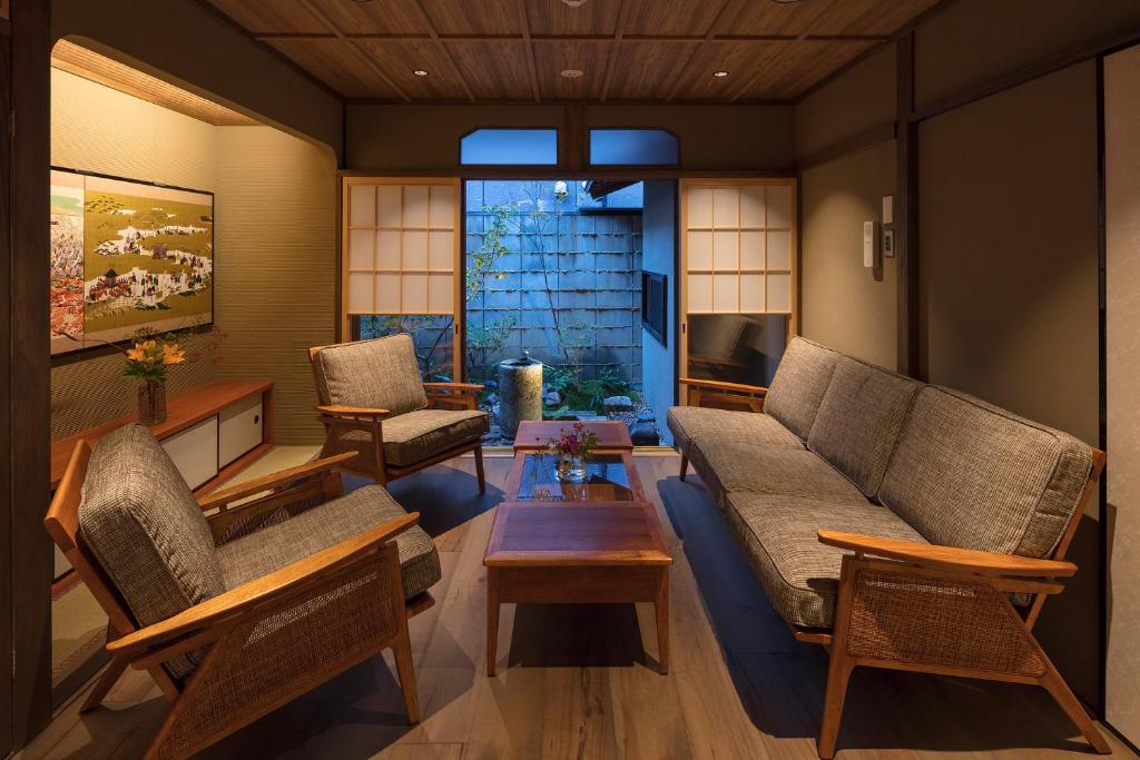 O zonă de relaxare la Sumitsugu Machiya House