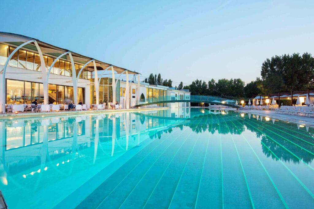 Booking.com: Riviera Golf Resort , San Giovanni in Marignano, Italia - 528  Giudizi degli ospiti . Prenota ora il tuo hotel!