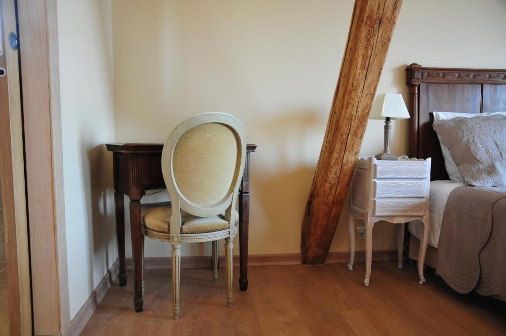 Maison Matisse - Air-conditioned Room With Pool View