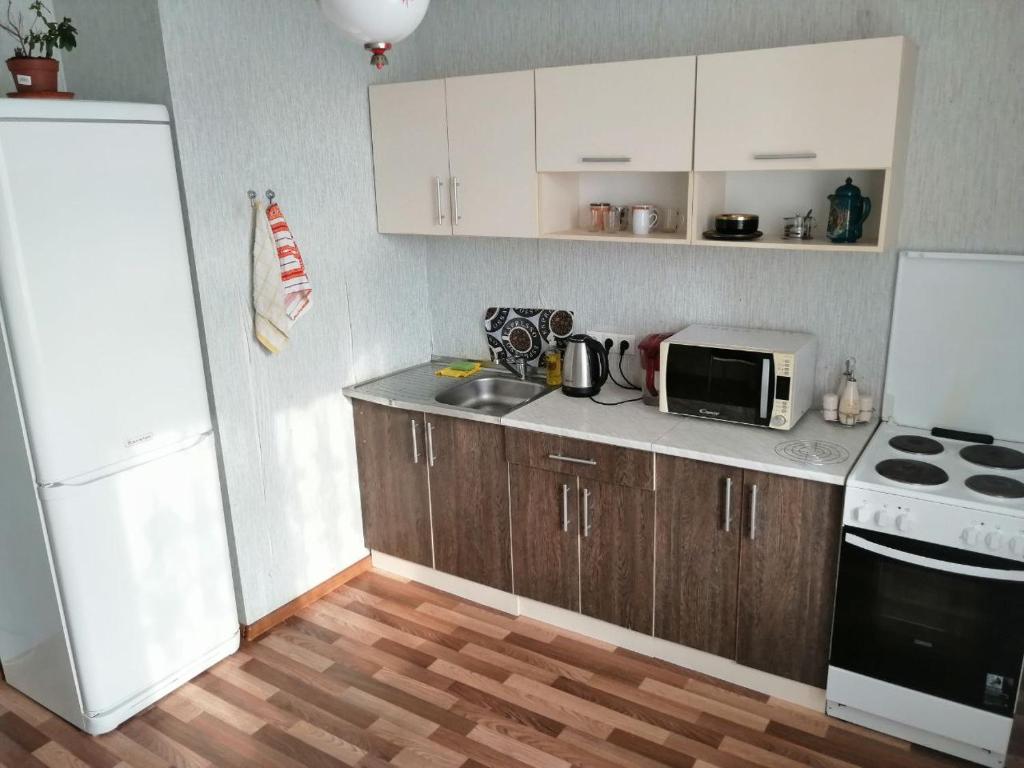 Sosnovy Bor - 11 Olevskaya Street photo 2