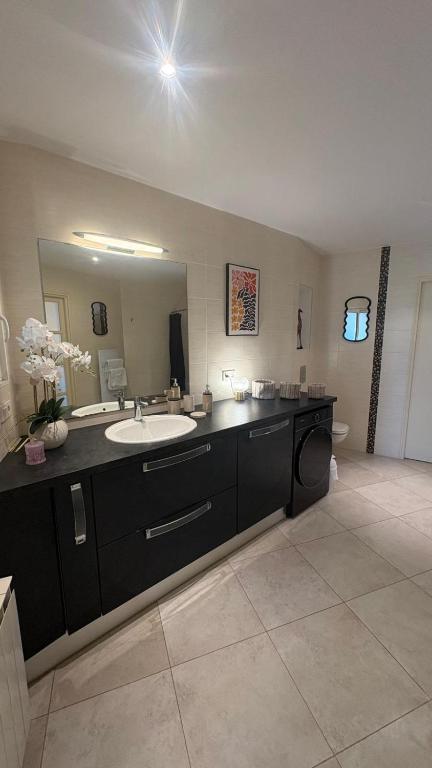 Rez de jardin dans Villas calme 100 m2