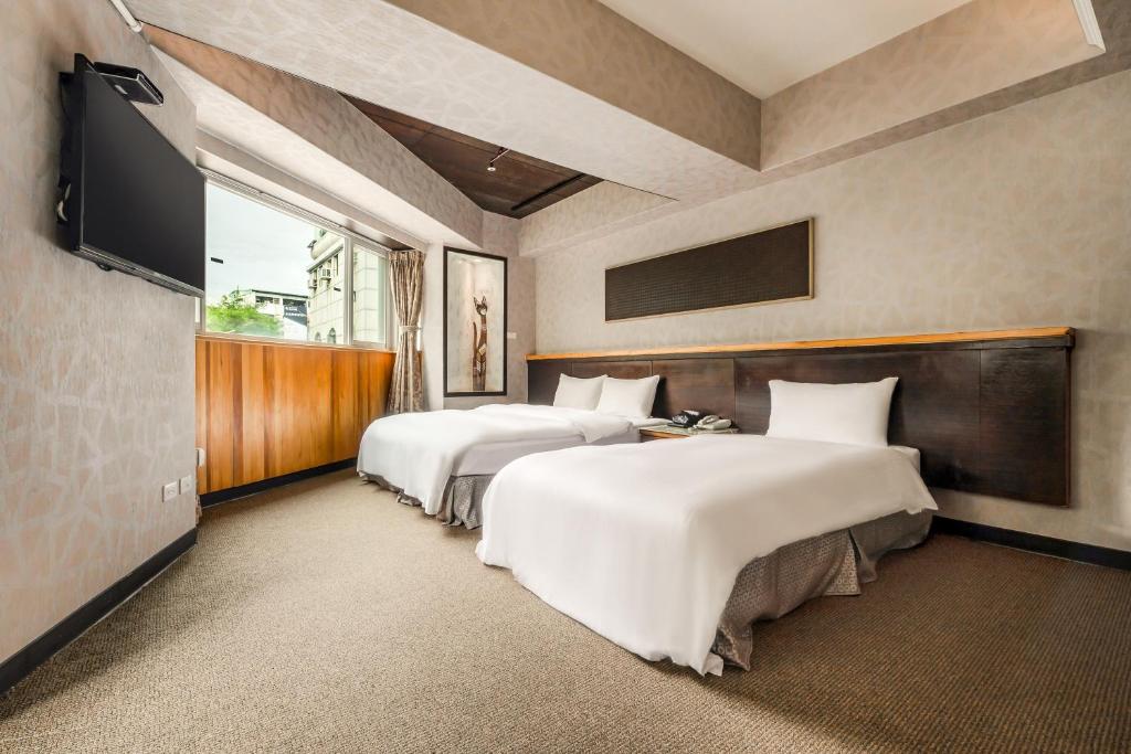 CHECK inn Express Taichung Fengchia - 
