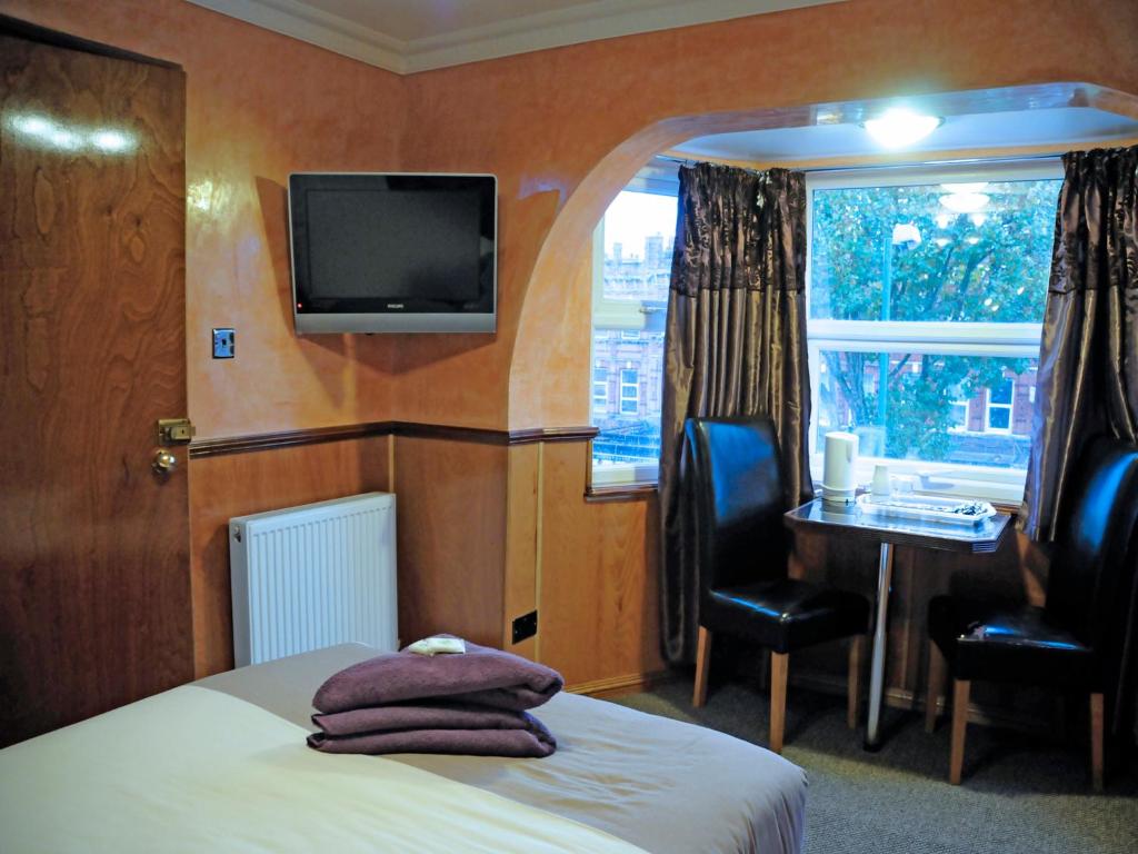 Cricklewood Lodge Hotel - Resim 40