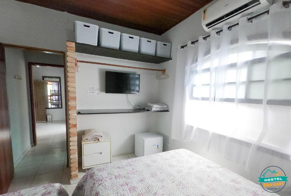 hostel Bike Point Caraguatatuba - 四人间