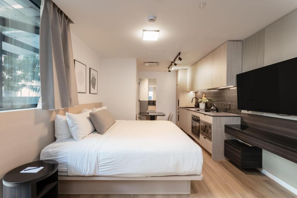 Smithe House photo