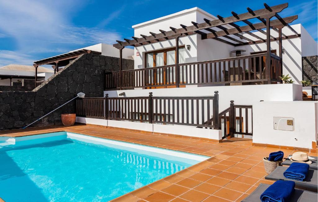 Casa Familia