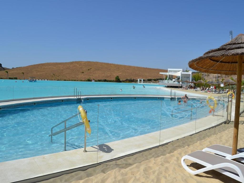 Estepona Garden Apartment for 3