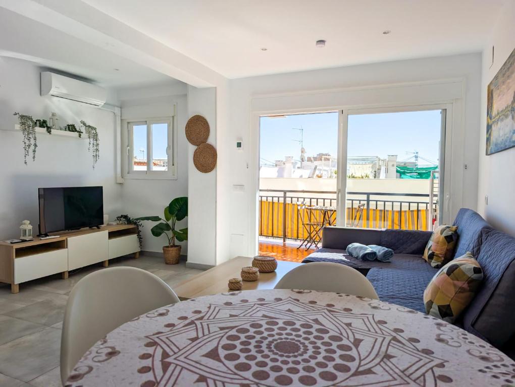 Modern 2BD Beach Apt in Los Boliches