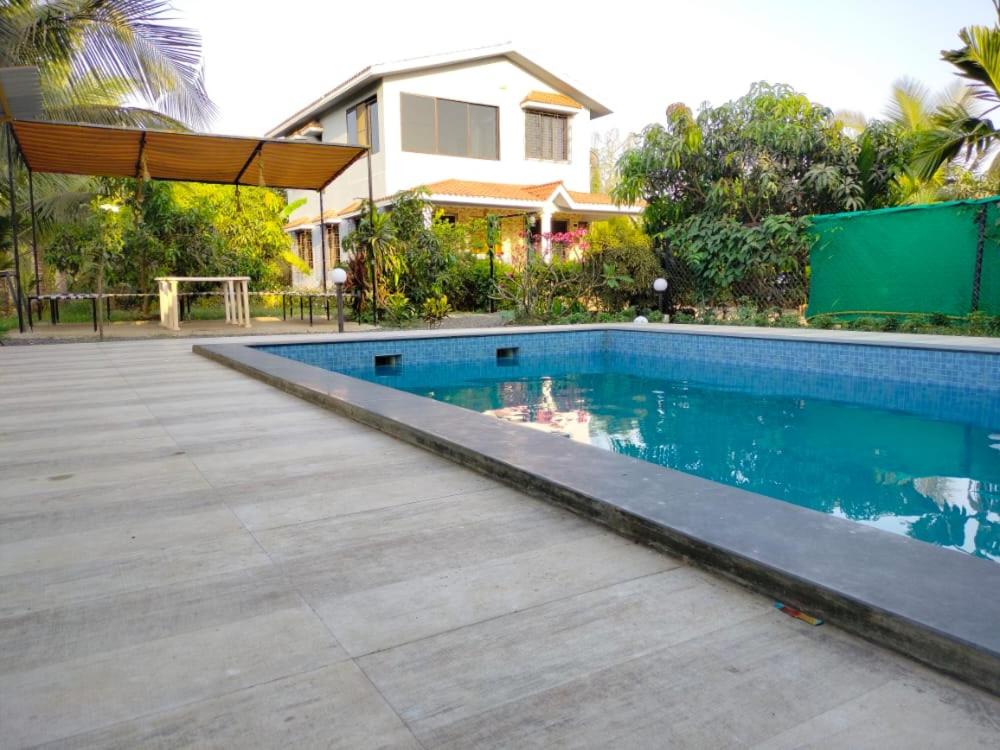 3BHK Casa Athavan with Shared Pool 10 mins Awas Beach