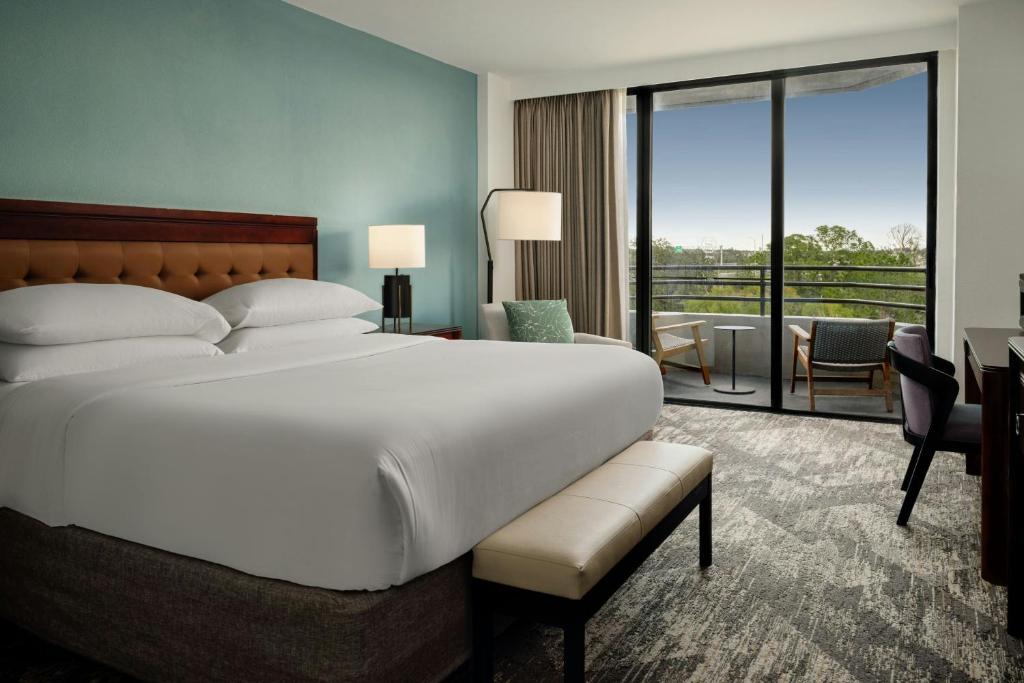 Sheraton Tampa Brandon Hotel - 