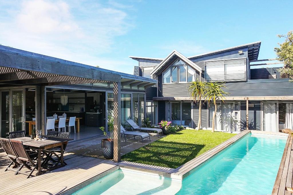 Architectural Beach Villa on Beach Estate Klein Slangkop Kommetjie