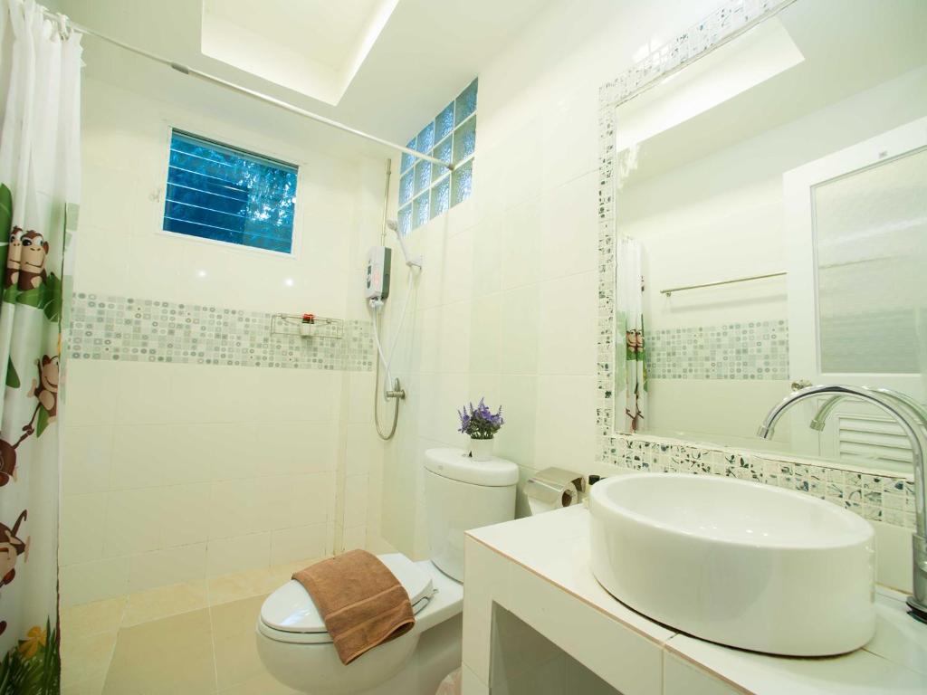 Koupelna v ubytování Baan Chokdee Pai Resort