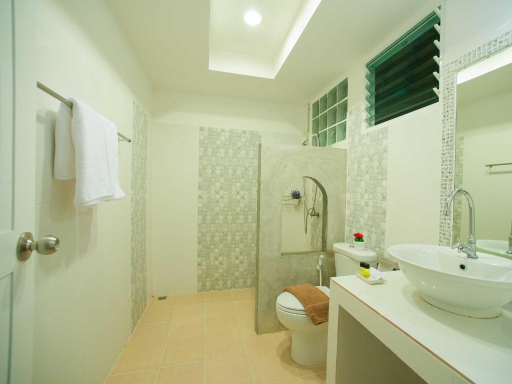 Koupelna v ubytování Baan Chokdee Pai Resort