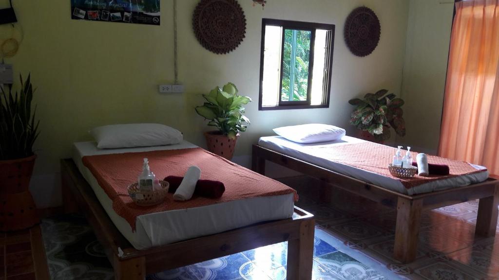 Khao Sok Holiday Resort - 17