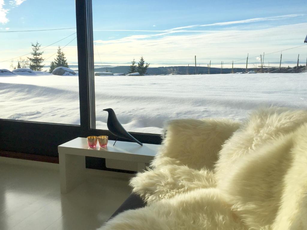 Mountain View Apartment with Sauna - Housity