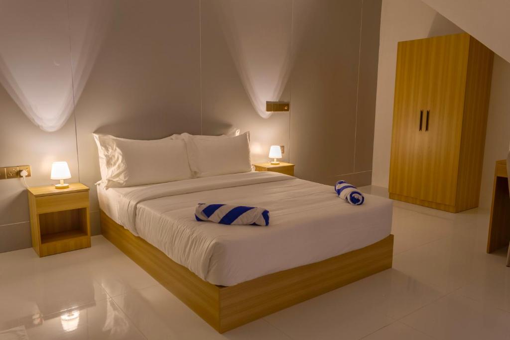 Silver Bay Kamadhoo - View 30
