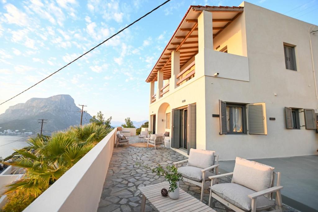 a villa with a view of the mountains at Villa Pothaia in Myrties