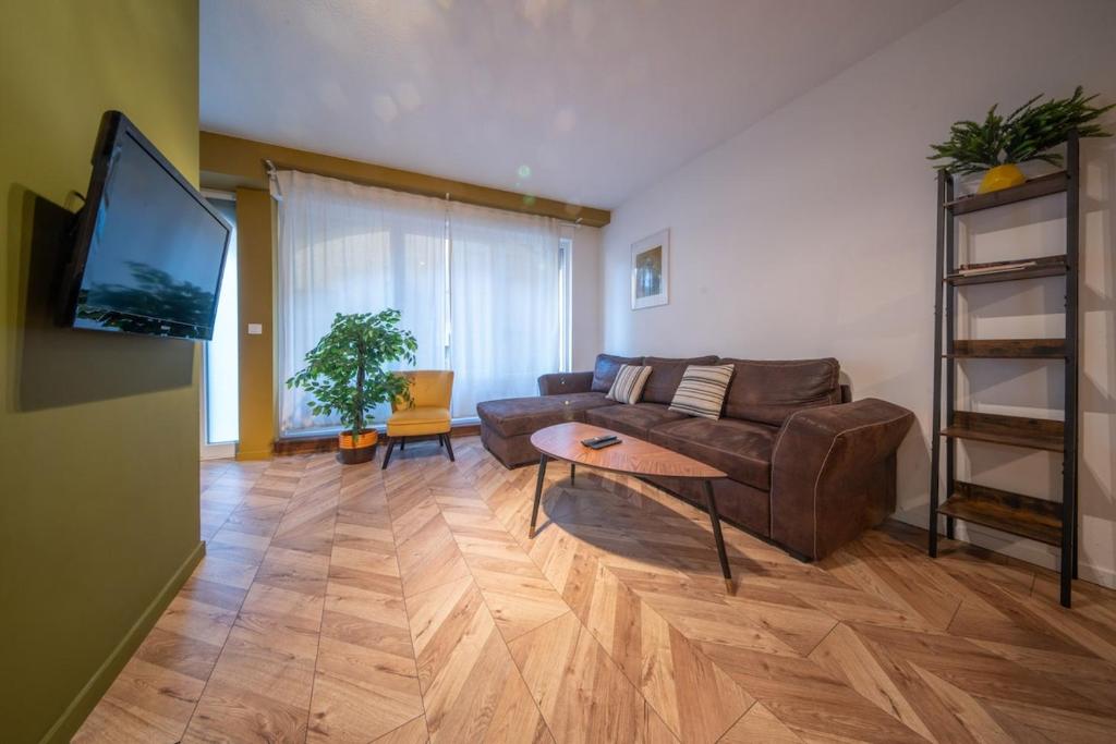 Le Vauban 32 Bel appartement pour 8 personnes en centre-ville – photo 5