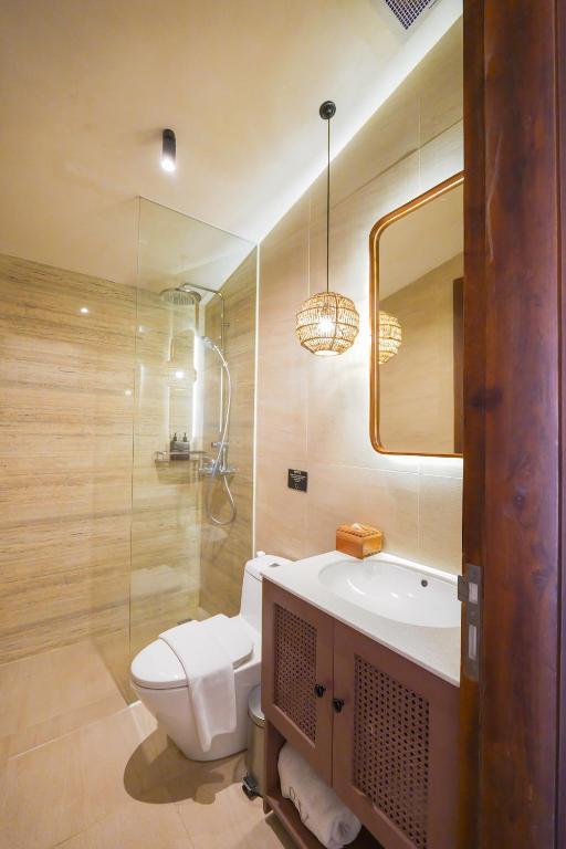 2BR Peaceful Villa 10 min walk to Berawa Beach near to Cafes and Beach Clubs