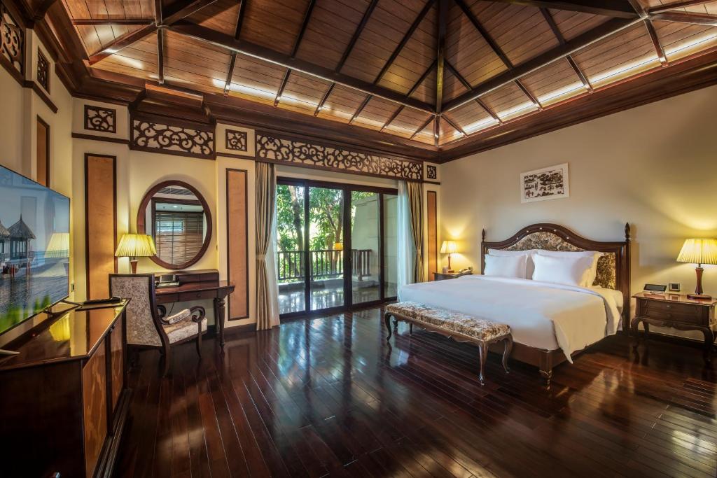 Duplex Villa King Bed- Free Jimjibang