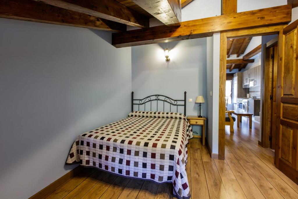 Cama o camas de una habitación en La Dobra de liebana