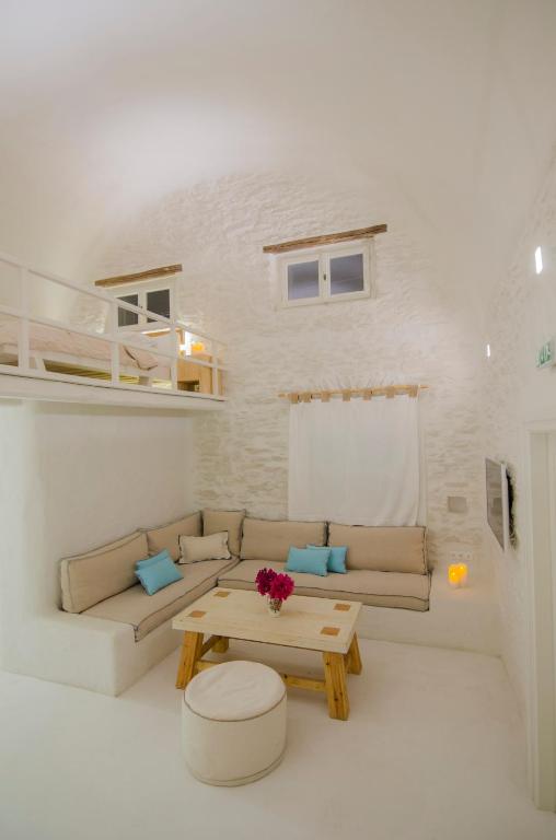 Yialos Ios Hotel
