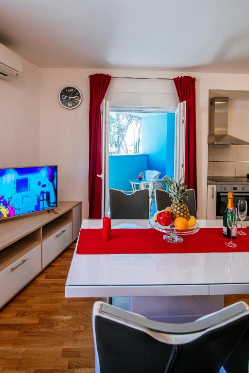 Rainbow apartments - 7