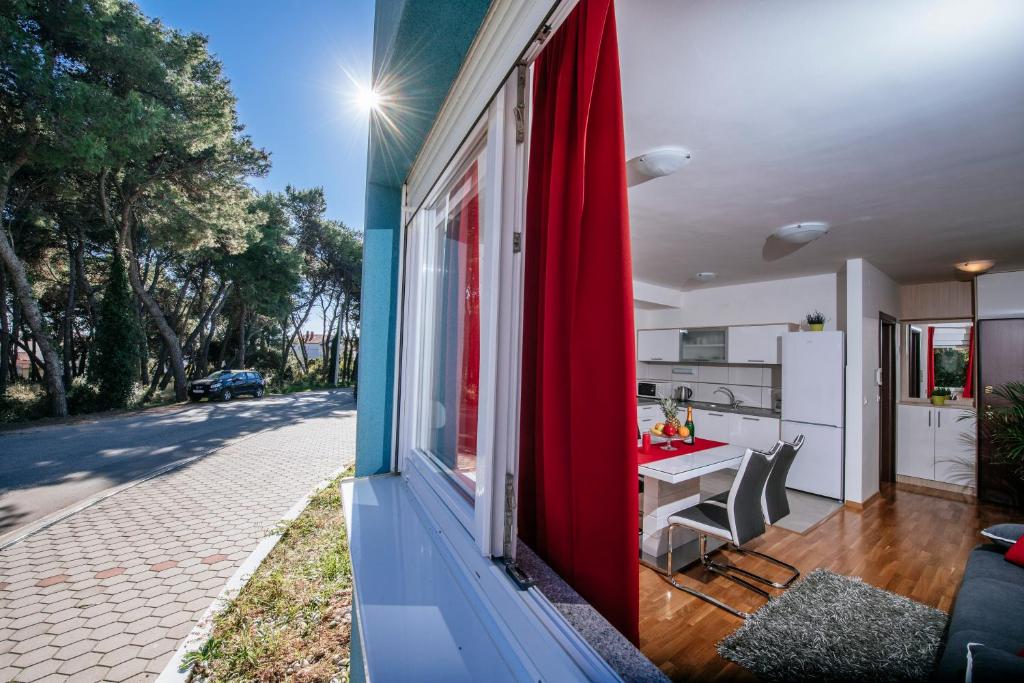 Rainbow apartments - 16