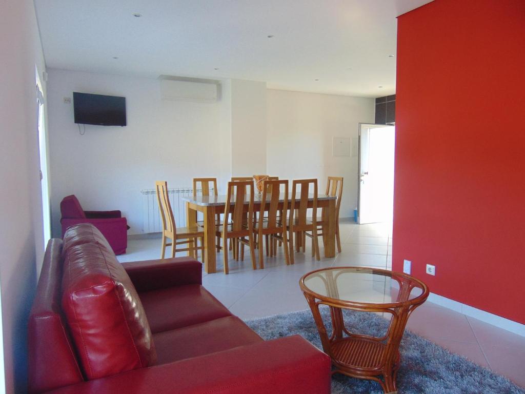 Posezení v ubytování Funileiro, apartamentos e quartos