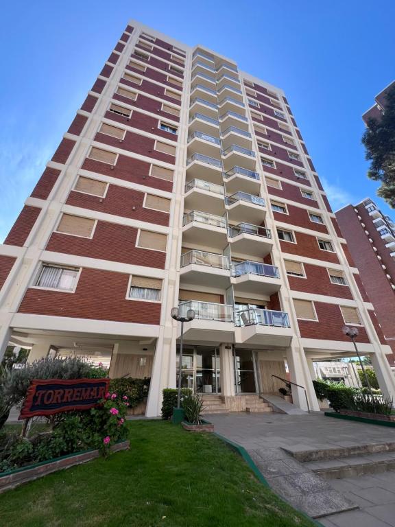 Gallery image of DEPARTAMENTO PINAMAR CENTRO 4 ambientes in Pinamar