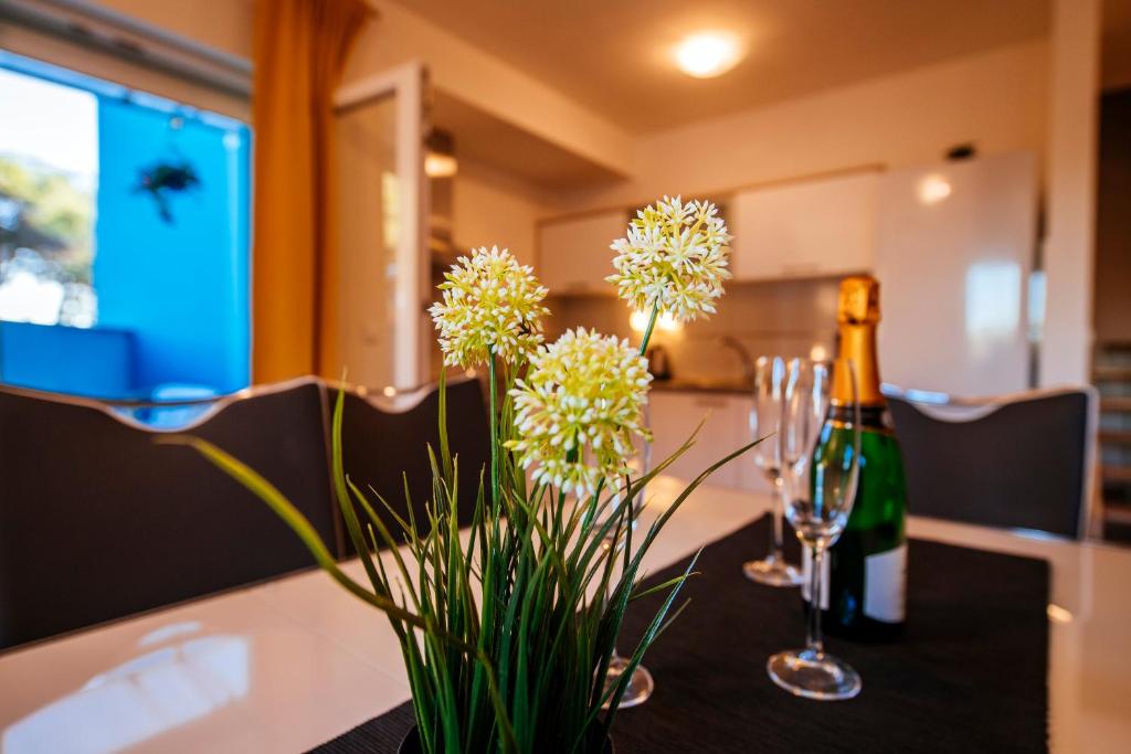 Rainbow apartments - 13