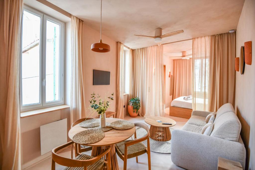 Le Charras - Appart standing proche plage Catalans