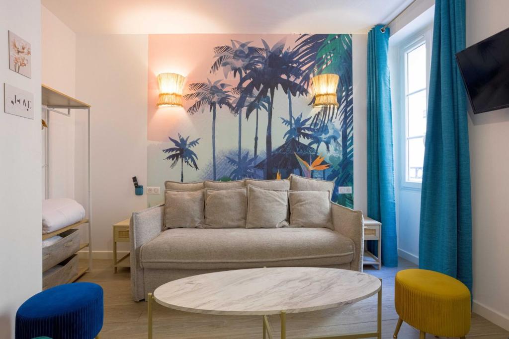 Majopi 2 - Central, AC, close to Palais & beaches