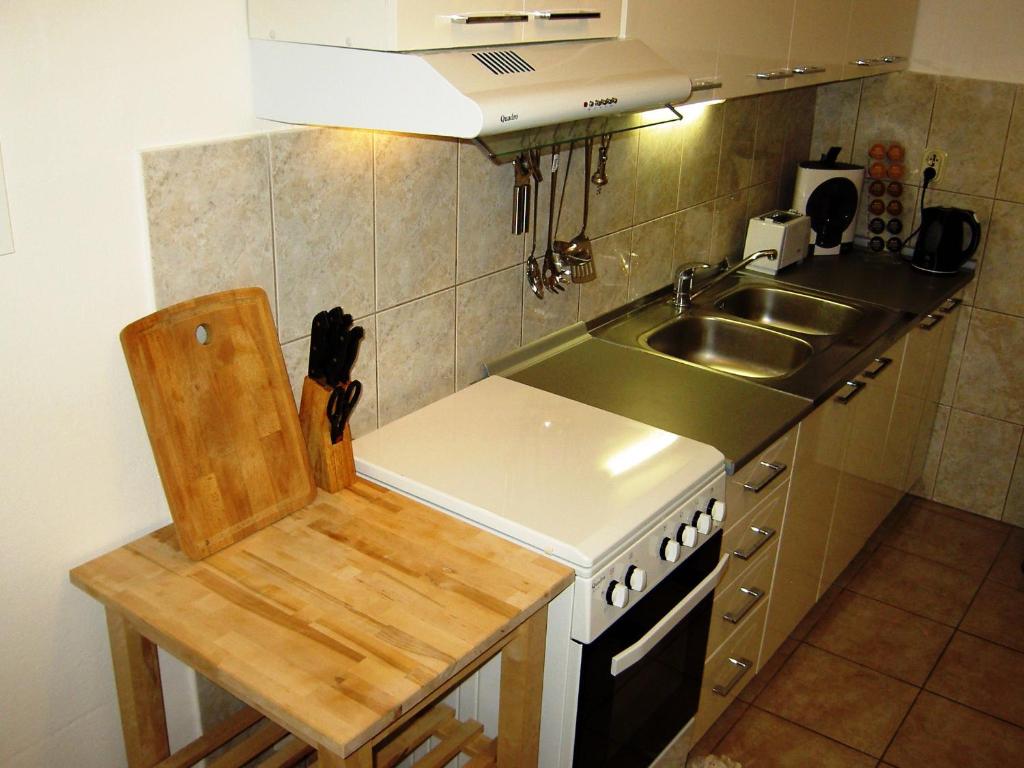 Kuchyň nebo kuchyňský kout v ubytování Apartment Jere & Anka