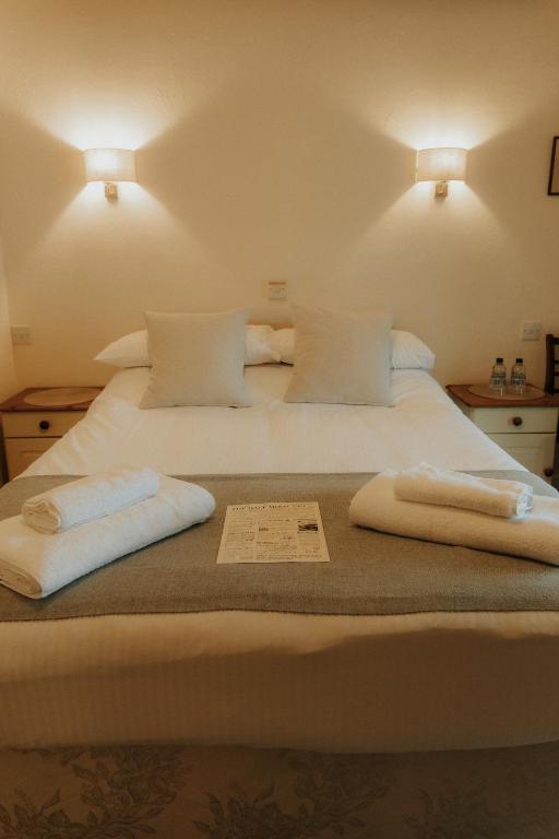 The Half Moon Inn - Double Room