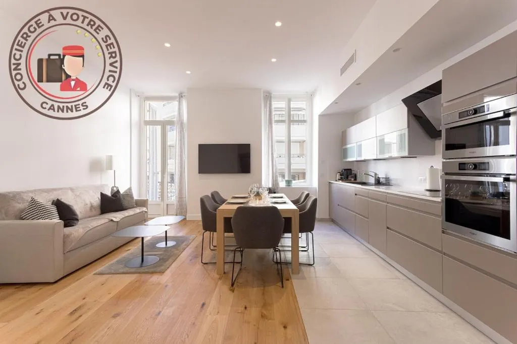 L'Elégance Rue d'Antibes - Palais & Plages - 200 m Croisette - Parking privé - Clim - Wifi