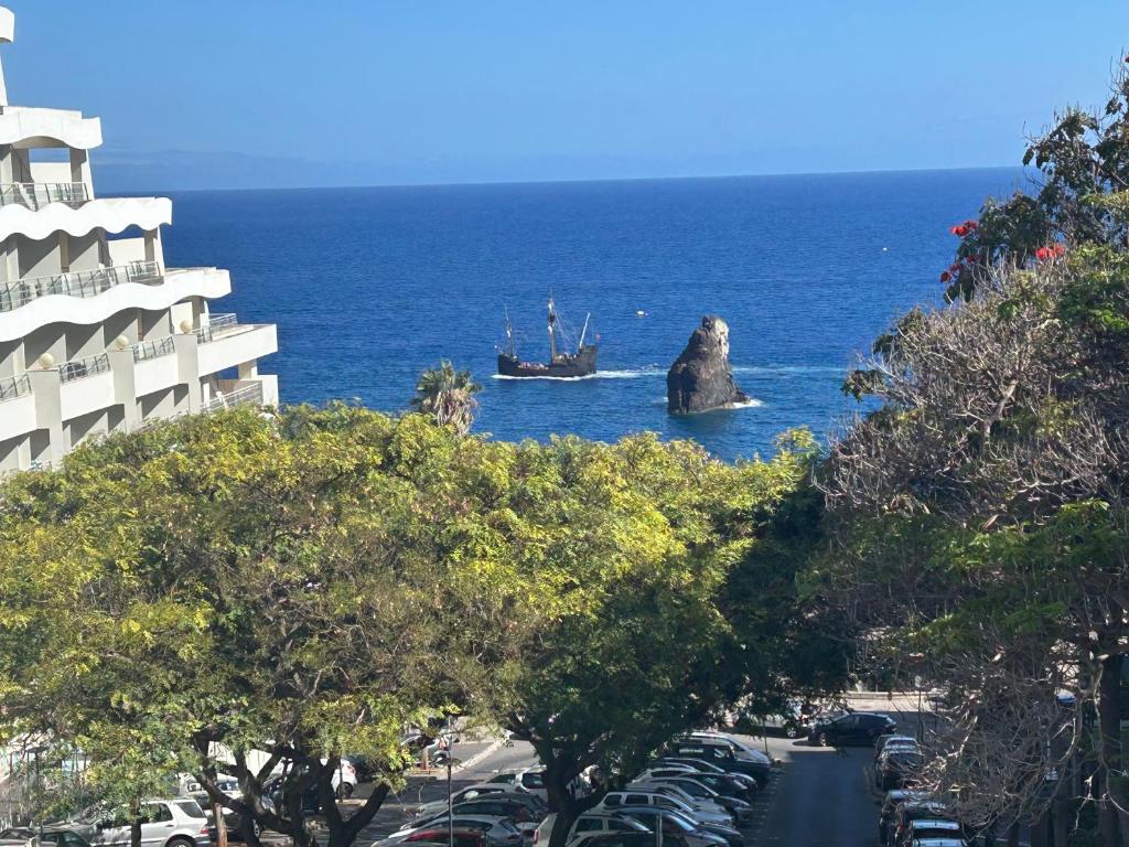 Astro Ilhéu Madeira Apartments
