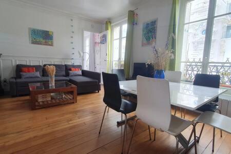 Del Sarte 3 - CI - Apt pour 5 ou 7per à 2 pas du Sacré Coeur