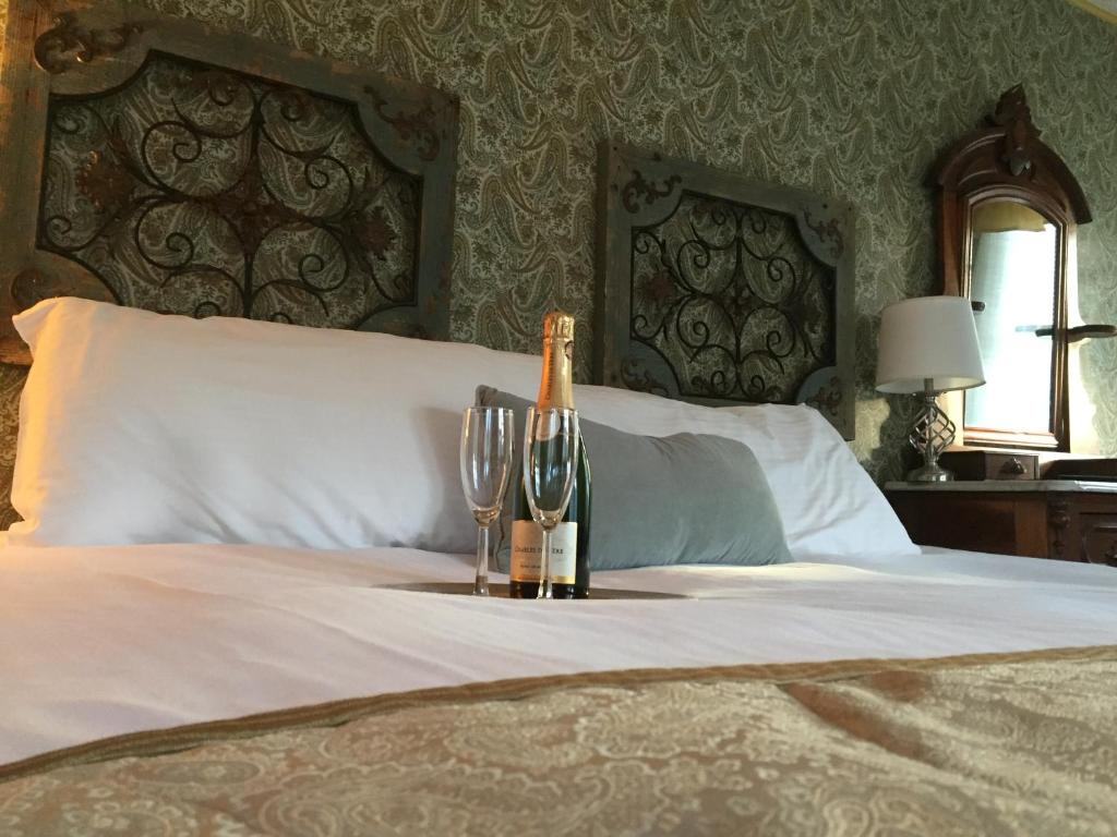 Voodi või voodid majutusasutuse The Frogtown Inn toas