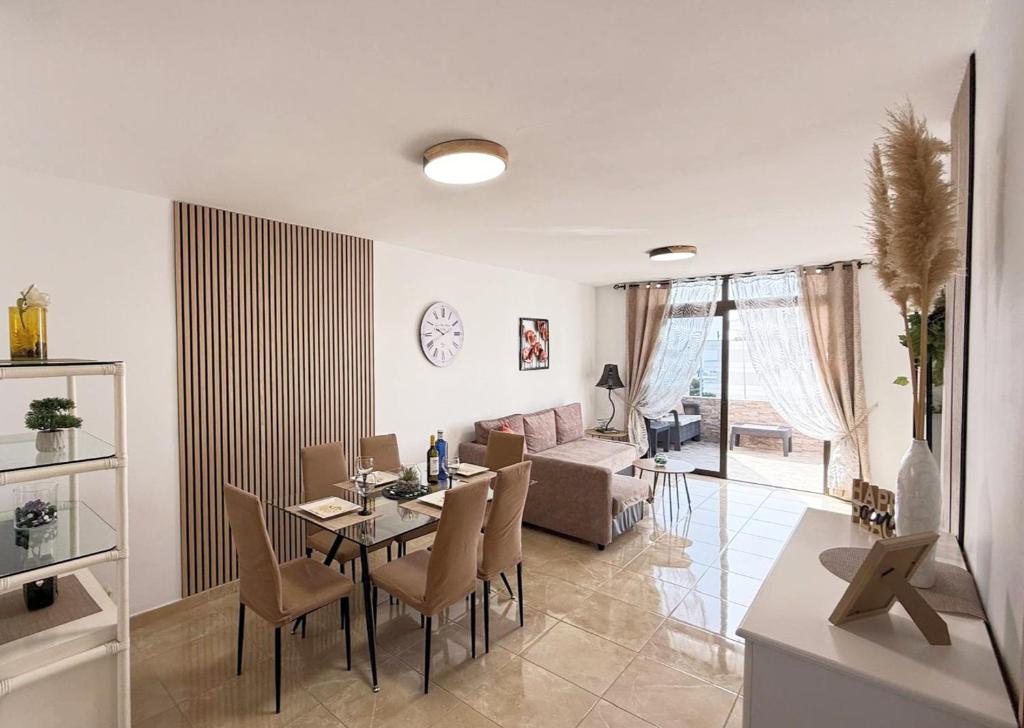 Duplex with ocean view