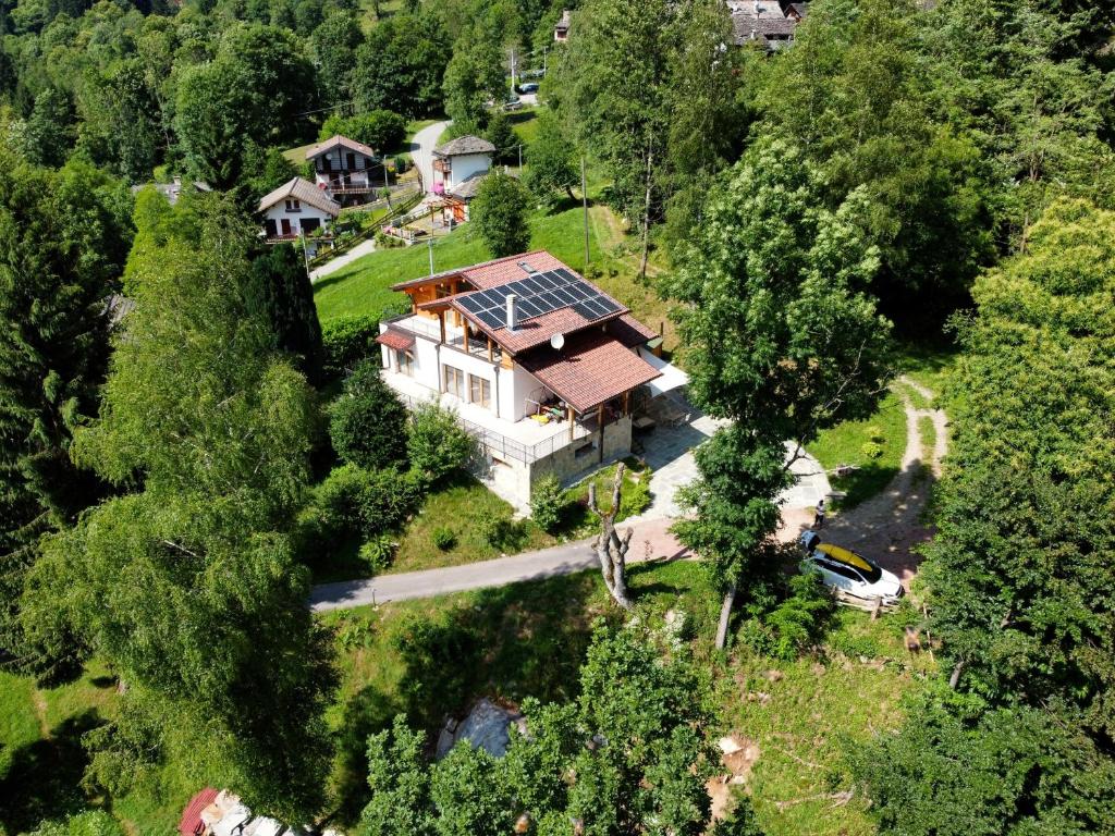 an aerial view of a house with a solar roof at Wild Side in Mollia