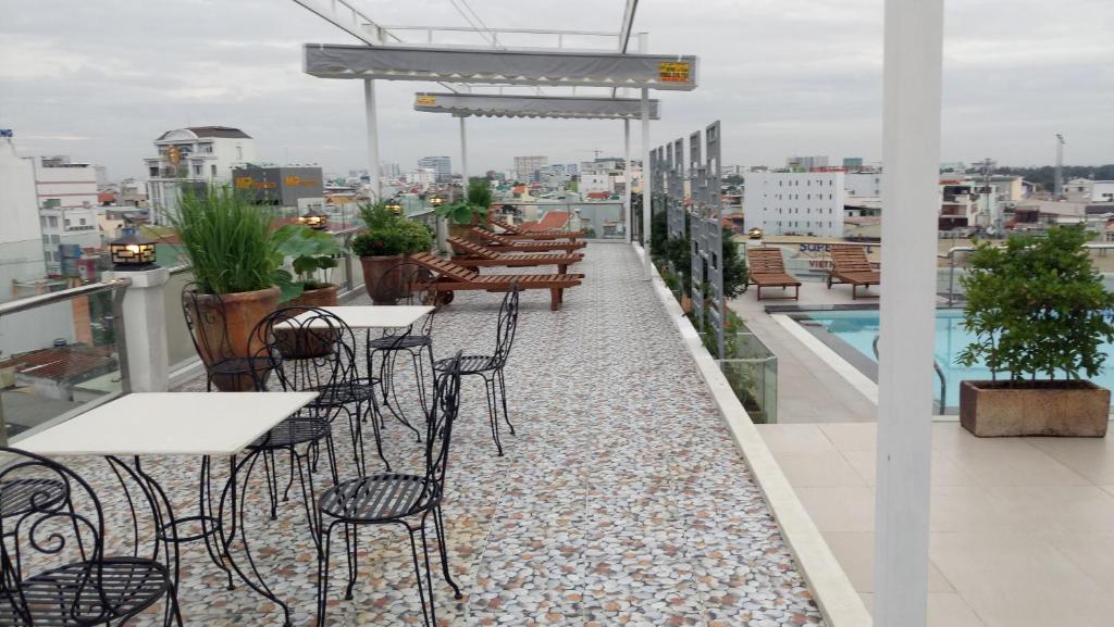 Balkón nebo terasa v ubytování Ciao SaiGon Hotel & Spa