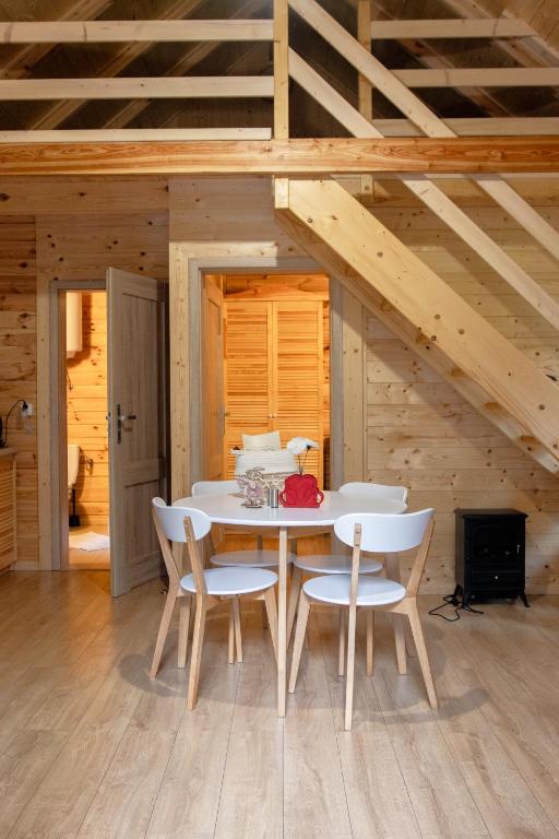 Ranczo Targówka - Domki i Glamping z balią i sauną wśród natury i zwierząt - Chalet