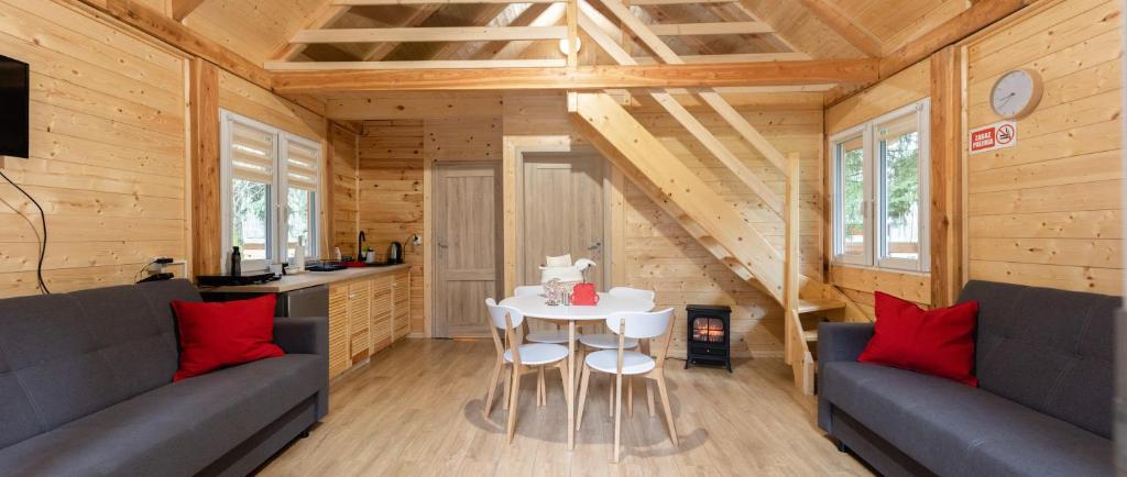Ranczo Targówka - Domki i Glamping z balią i sauną wśród natury i zwierząt - Chalet