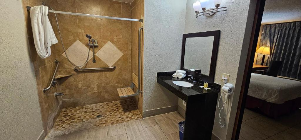 Days Inn by Wyndham Orlando Downtown photo