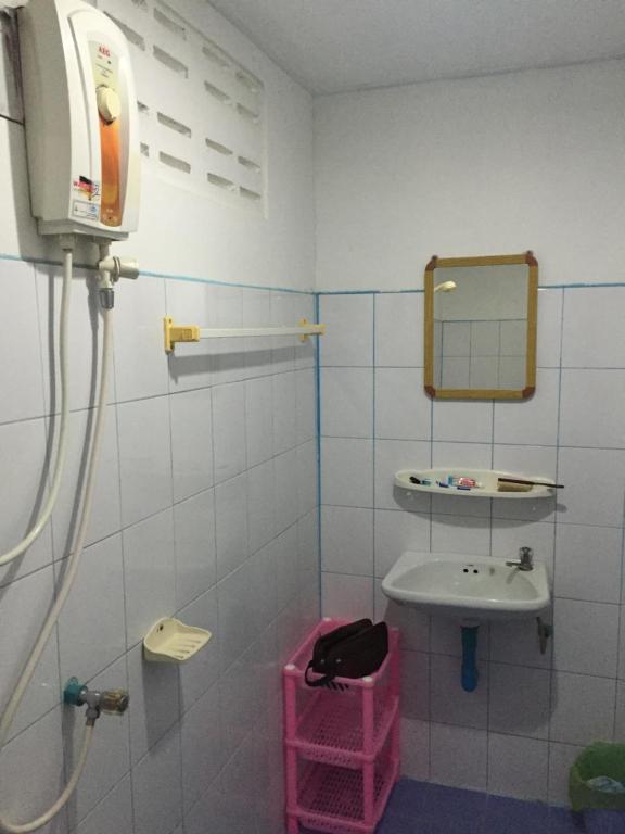 Elephant & Castle - 10