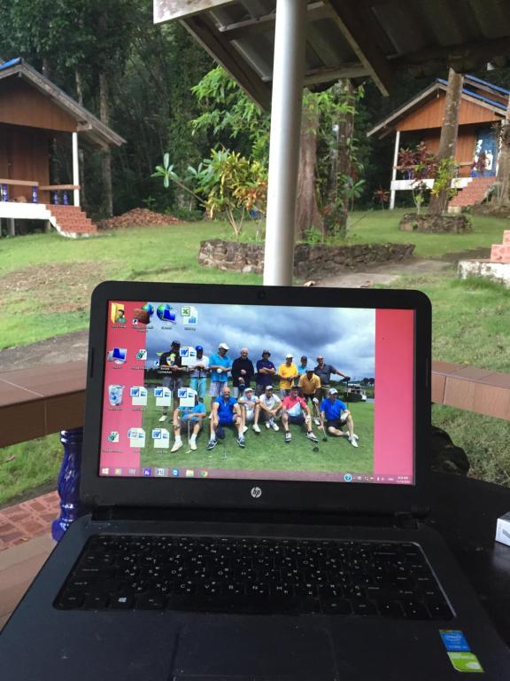 Elephant & Castle - 8